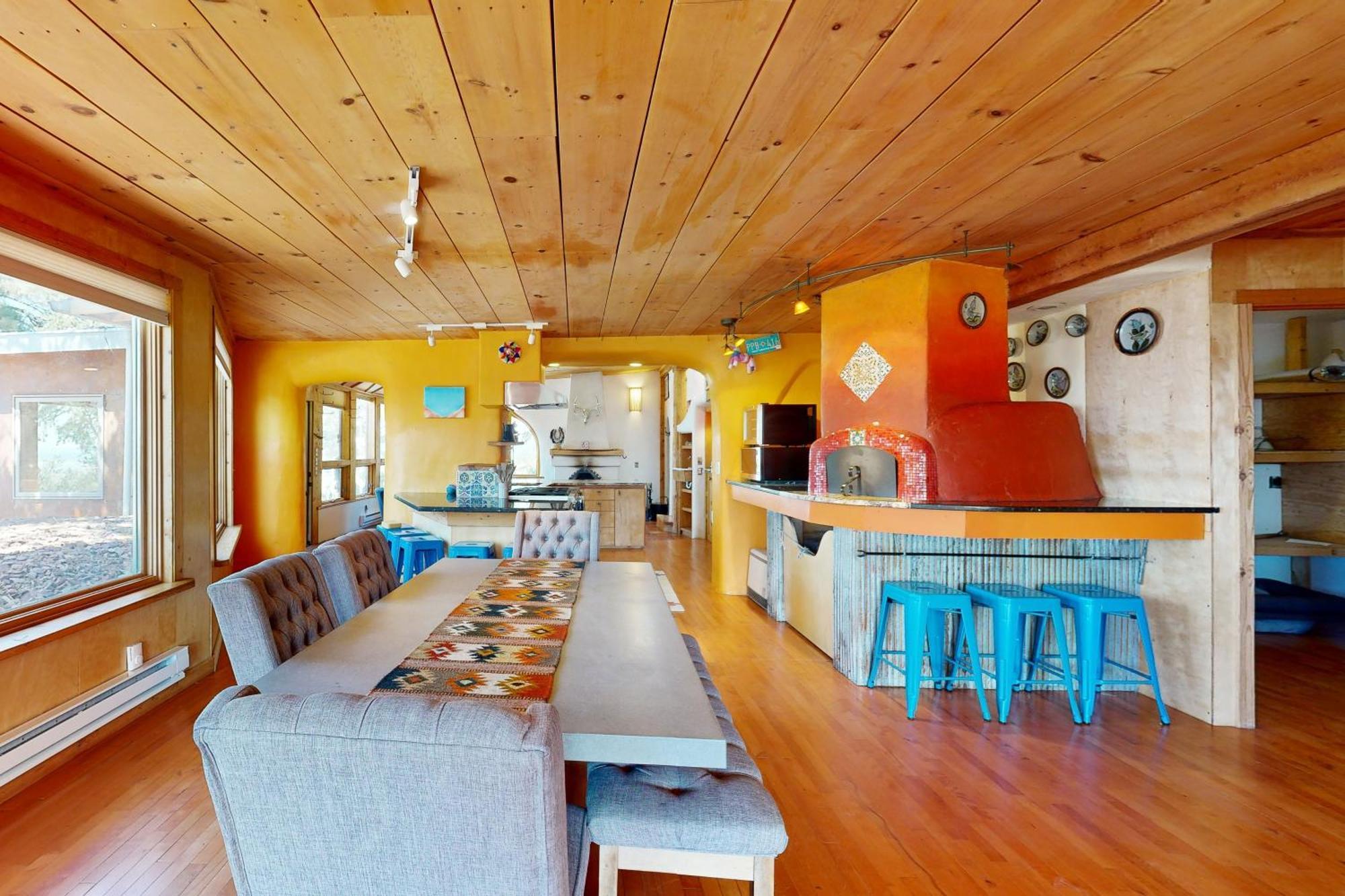 Peace & Pizza Villa Taos Exterior photo