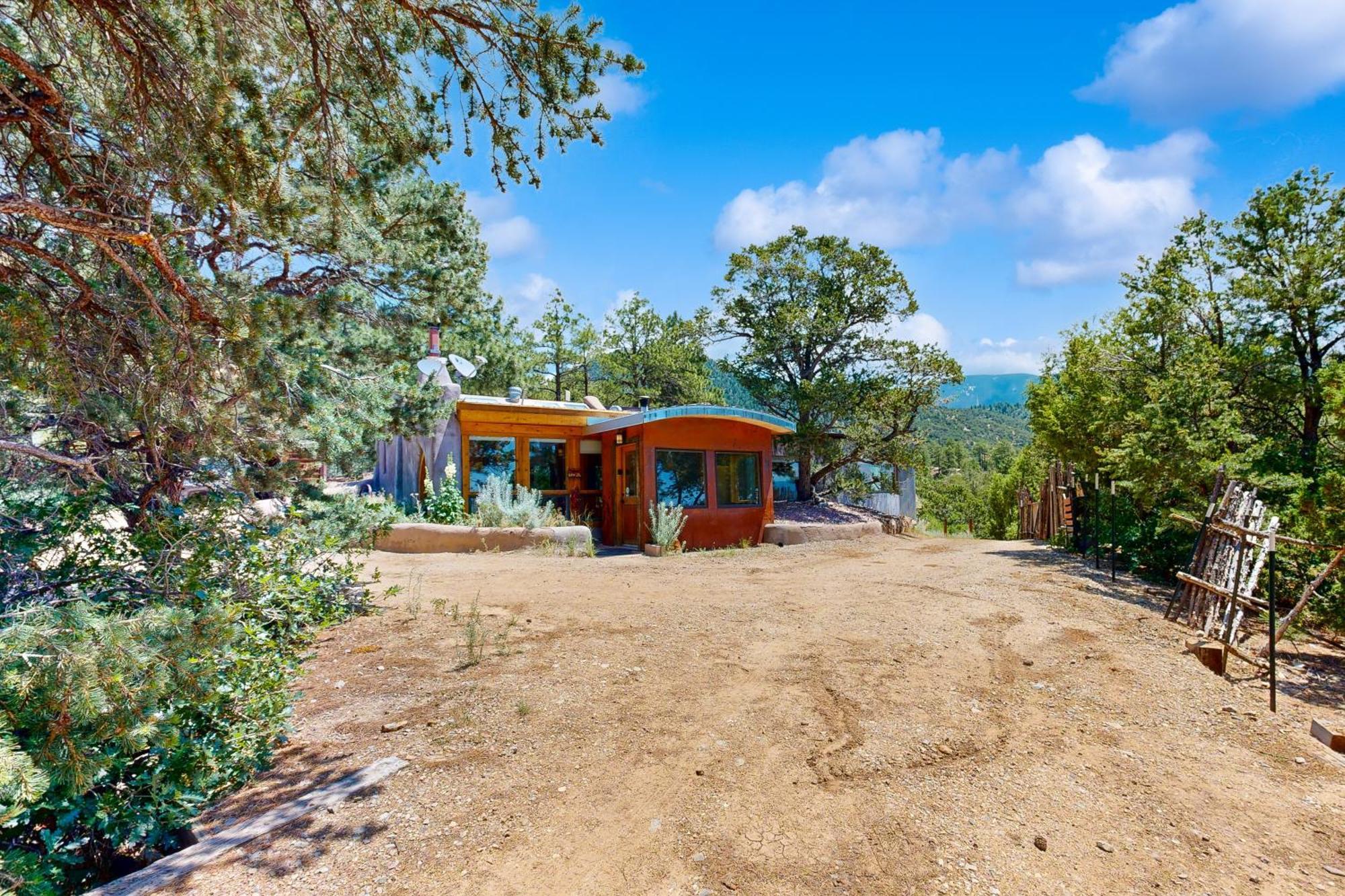 Peace & Pizza Villa Taos Exterior photo
